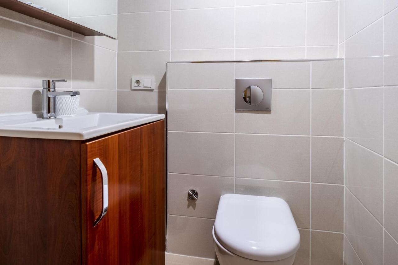 Apartament Flat With Sea View Near Uskudar Ferry Station Stambuł Zewnętrze zdjęcie